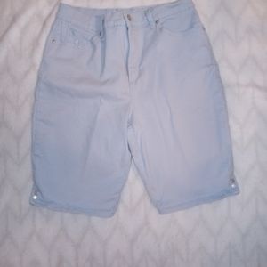 Gloria Vanderbilt bermuda jean shorts